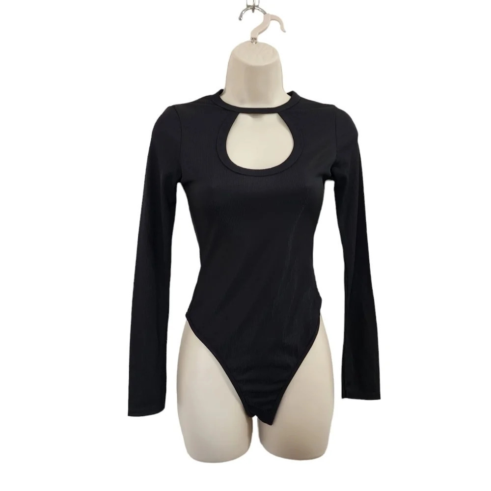 NASTY GAL Black Keyhole Neck Ribbed Bodysuit Size 1 NWT